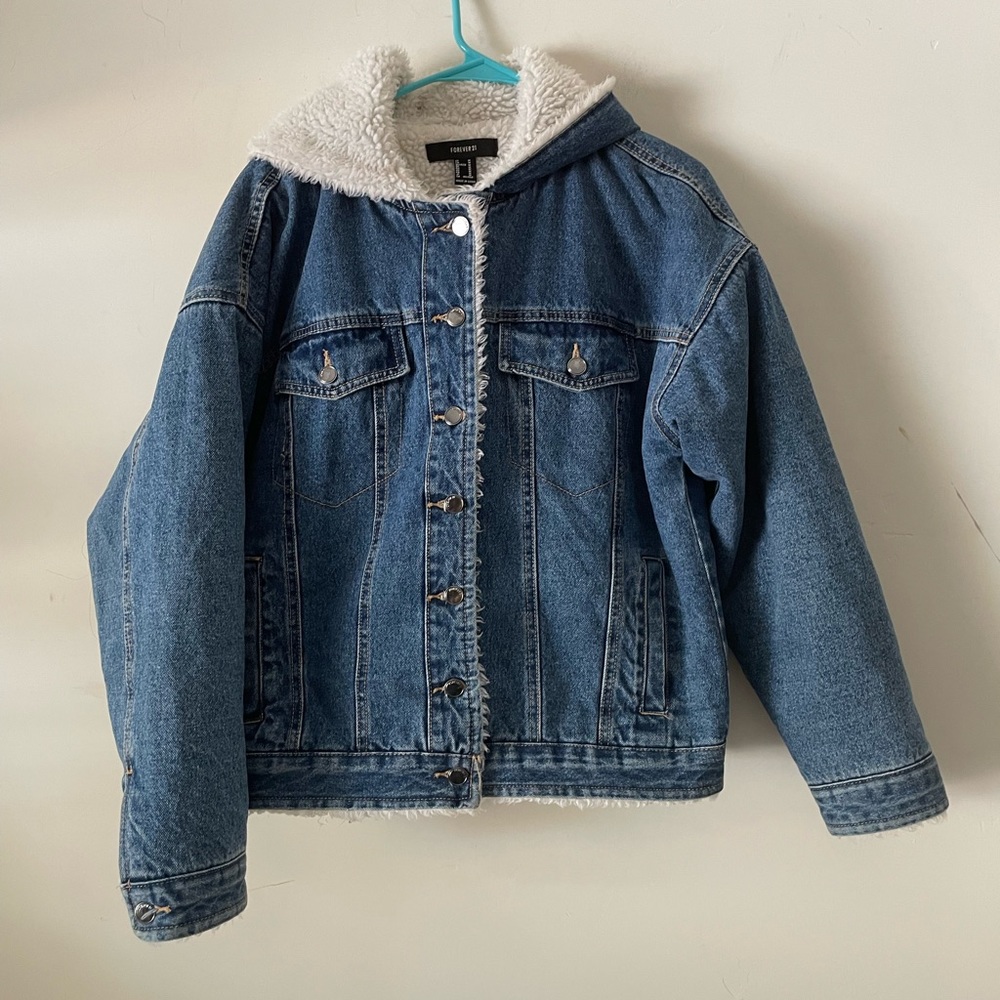 Forever 21 Women Jeans Jacket With Hoodie Size M